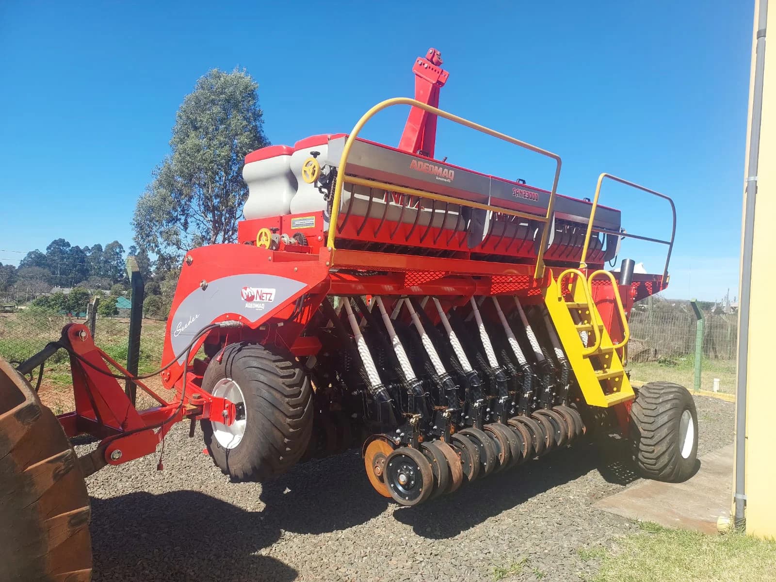 01994daf-bbac-7e3b-8f97-2f4d74a3dbdb